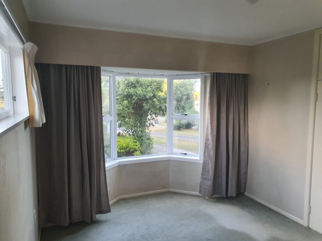 8 Louis Place, Hillcrest, Rotorua - Carousel 1