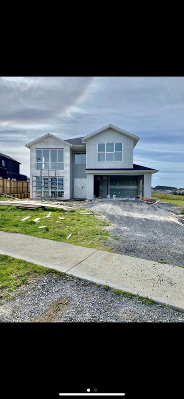 4 Whawhaki Road, Beachlands, Auckland - Carousel 1