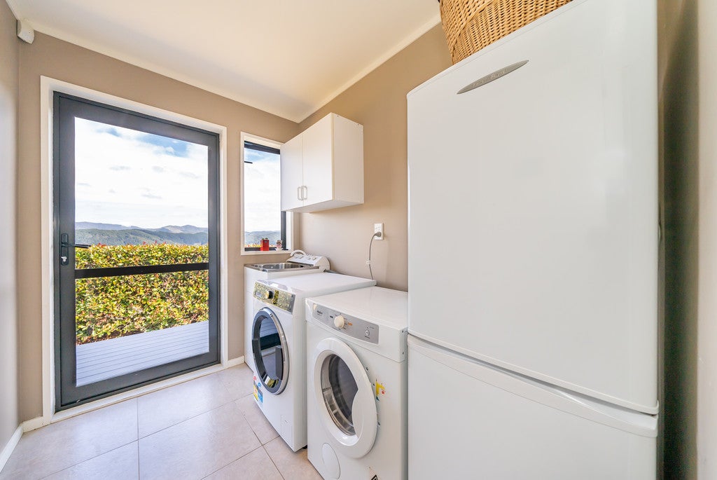 19 Swain Grove, Riverstone Terraces, Upper Hutt - Carousel 23