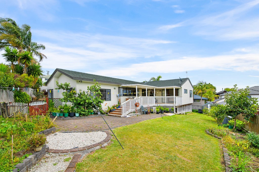 14 Gerda Place, Ranui, Auckland - Carousel 1