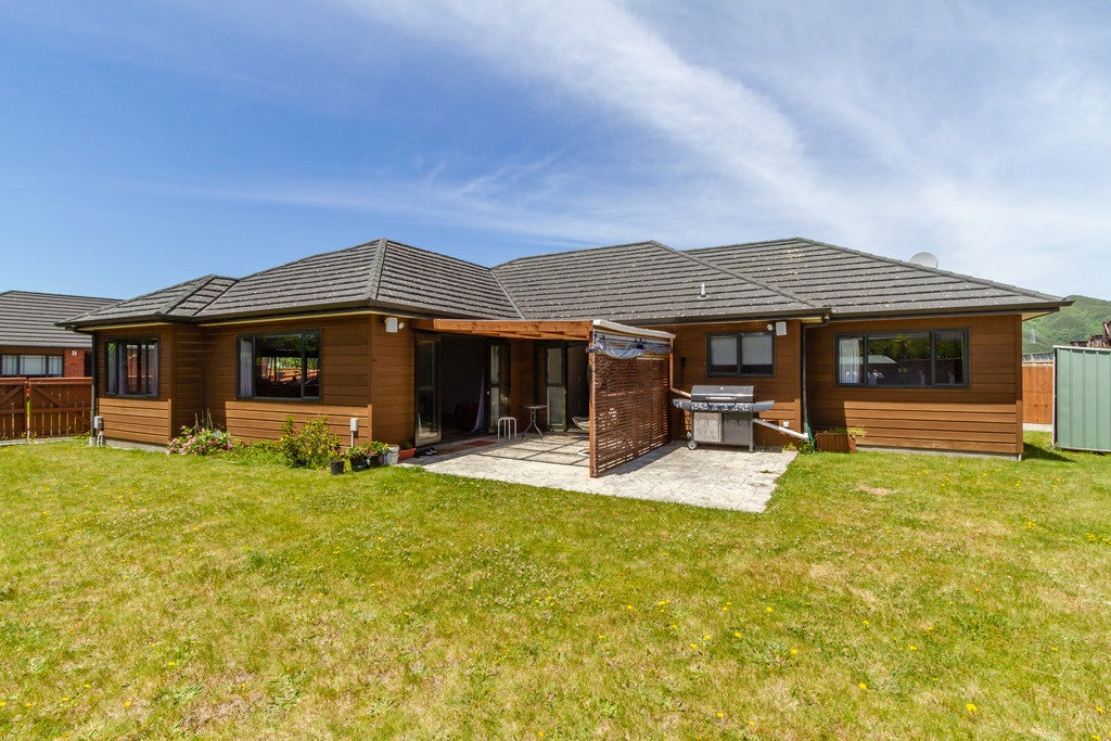 26 Moana Grove, Waiwhetu, Lower Hutt - Carousel 1