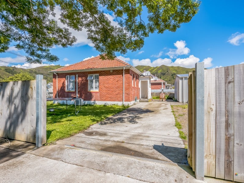 48 Seddon Street, Naenae, Lower Hutt - Carousel 15