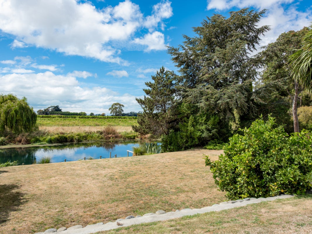 0 State Highway 1, Riverlands - Carousel 23