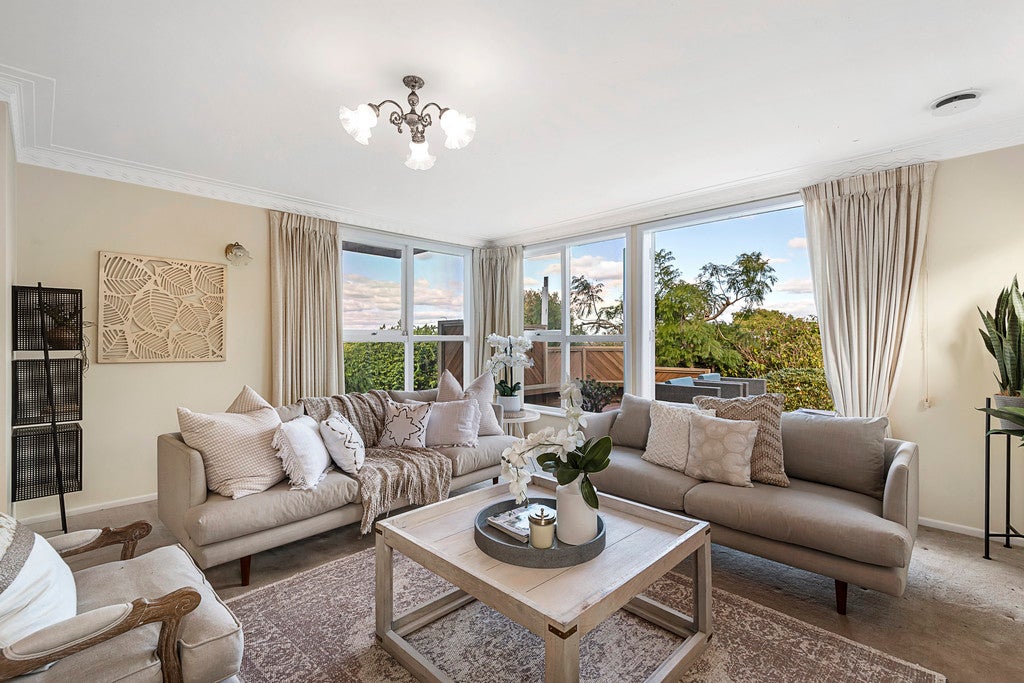 36 Chelmsford Avenue, Glendowie, Auckland - Carousel 2