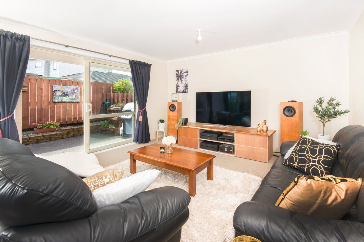 176A Mark Avenue, Grenada Village, Wellington - Carousel 2