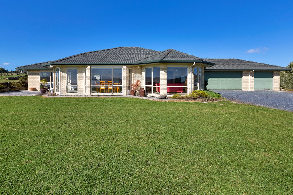 63 Kiteone Road, Parua Bay, Whangarei - Carousel 1