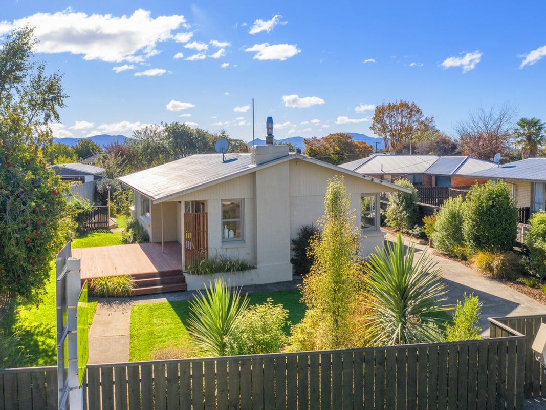 9 Mckenzie Street, Witherlea, Blenheim - Carousel 1