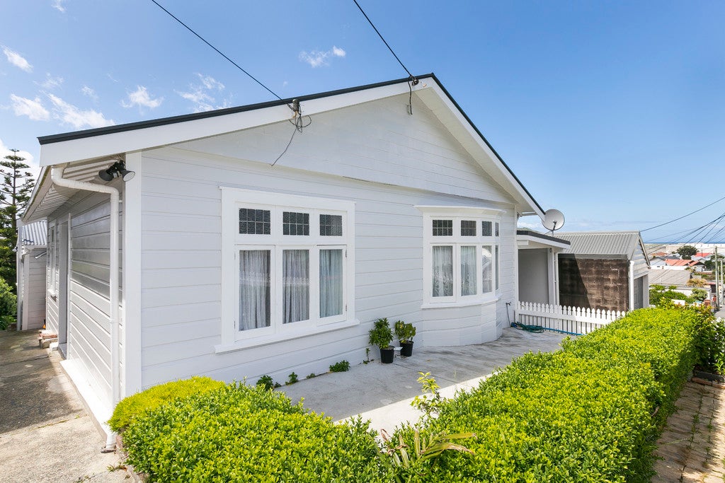 43 Tirangi Road, Rongotai, Wellington - Carousel 1