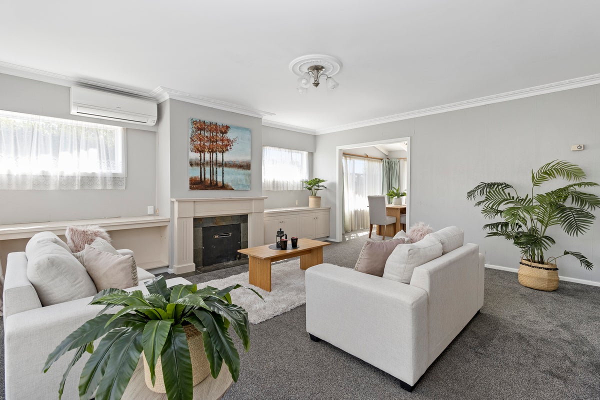 337 Cambridge Road, Hillcrest, Hamilton - Carousel 2