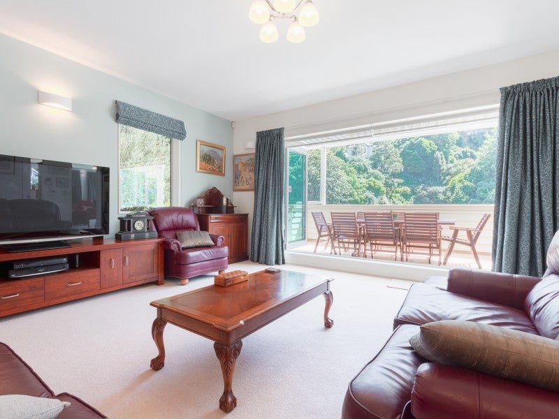 113A Glenmore Street, Kelburn, Wellington - Carousel 2