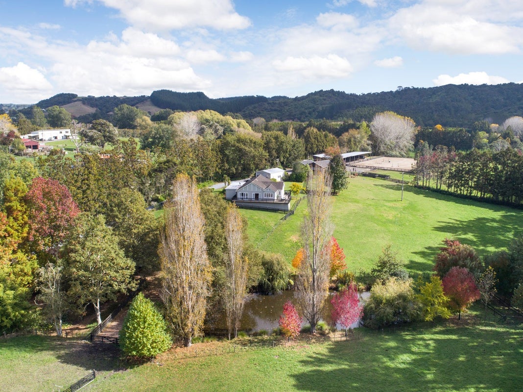 139 Ararimu Valley Road, Waimauku - Carousel 1