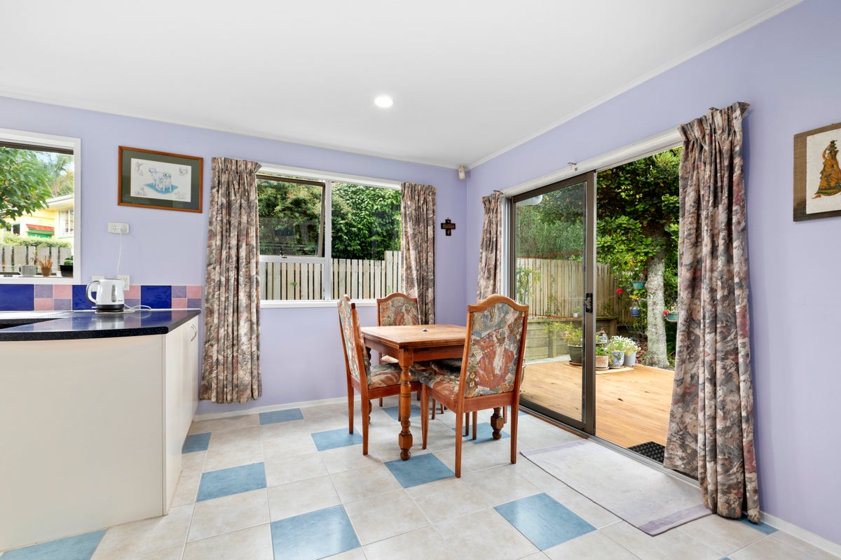 123 Weatherly Road, Torbay, Auckland - Carousel 2