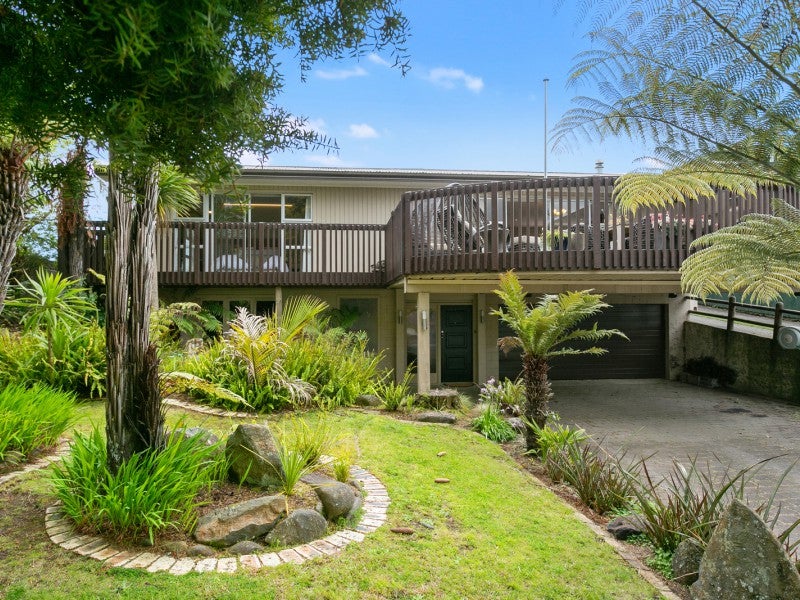 21 Byron Street, Leamington, Cambridge - Carousel 1