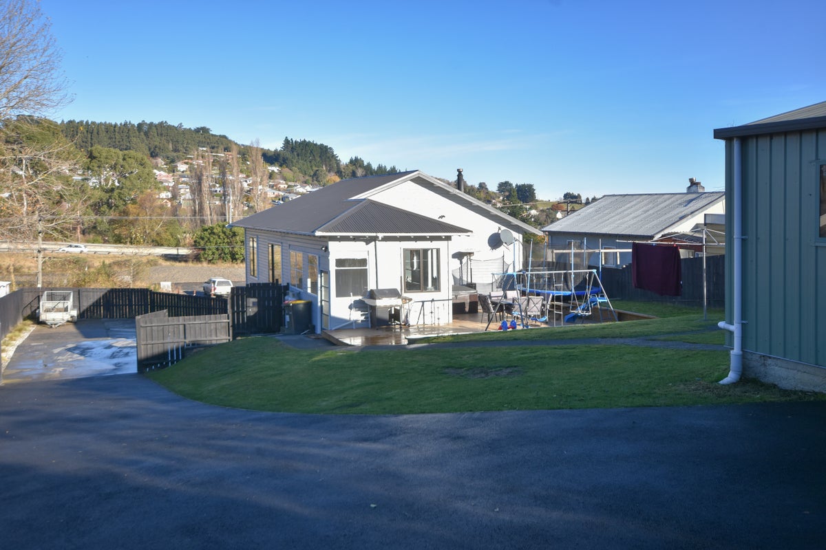 48 Neill Street, Abbotsford, Dunedin - Carousel 1
