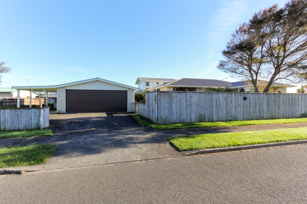 7 Hawea Street, Merrilands, New Plymouth - Carousel 17
