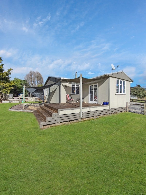 23 Ohoeka Street, Owhango - Carousel 1