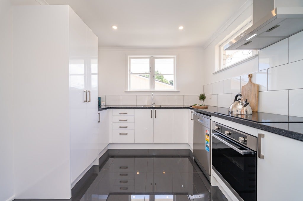 53A Frederick Street, AVALON, LOWER HUTT - Carousel 24