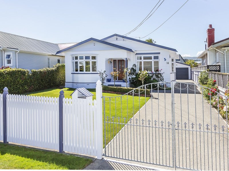 14 Ropata Crescent, Boulcott, Lower Hutt - Carousel 1