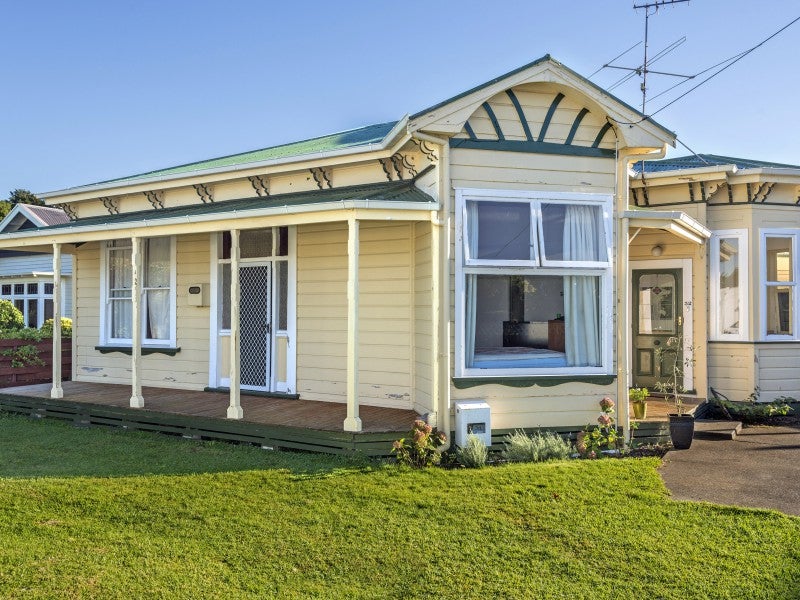 32 Hurahura Road, Inner Kaiti, Gisborne - Carousel 1