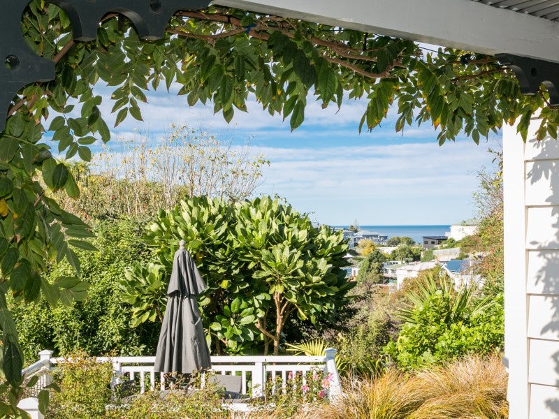 33 Fitzroy Road, Bluff Hill, Napier - Carousel 2