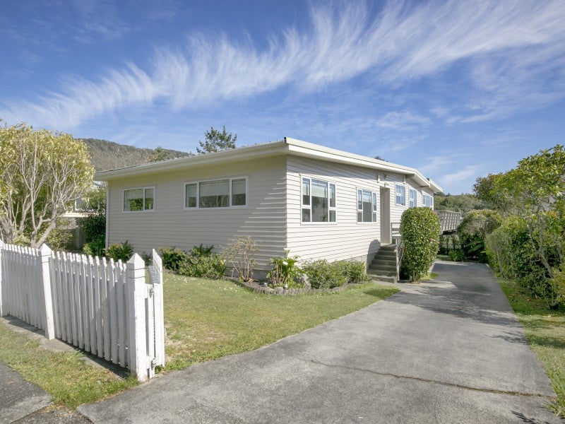 26 Holland Street, Wainuiomata, Lower Hutt - Carousel 20