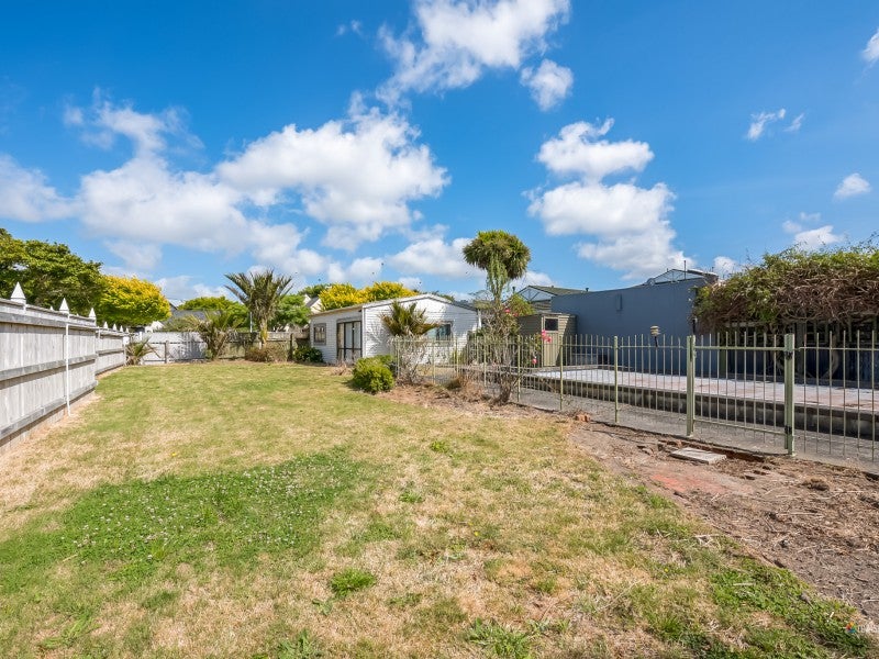 15 Willoughby Street, Woburn, Lower Hutt - Carousel 2