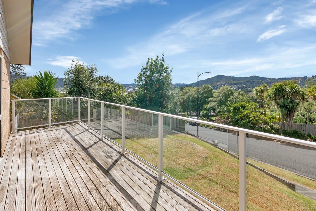6 Madison Place, Morningside, Whangarei - Carousel 2