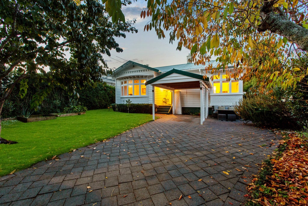 1/27 Hollywood Avenue, Epsom, Auckland - Carousel 1
