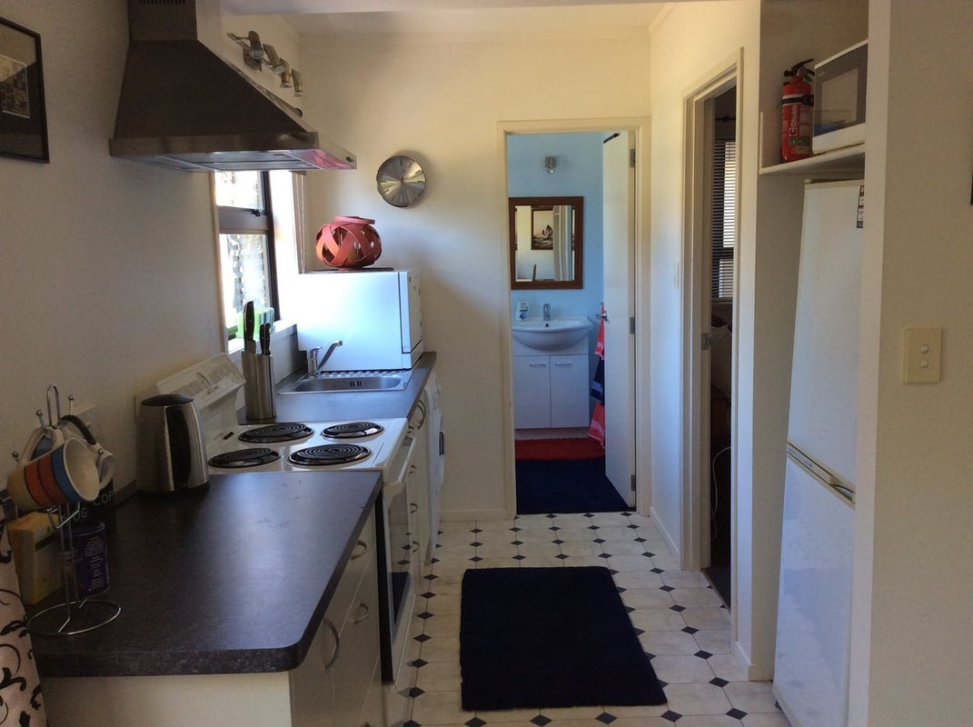 27 Pukeko Place, Westshore, Napier - Carousel 1