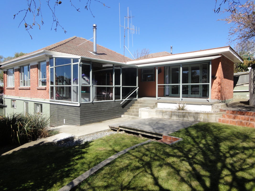 34 Avenue Road, West End, Timaru - Carousel 1