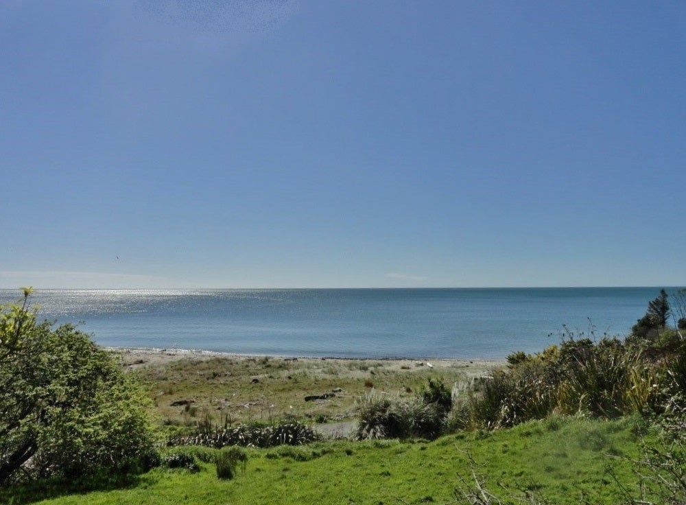 40 Beach Road, Collingwood - Carousel 1