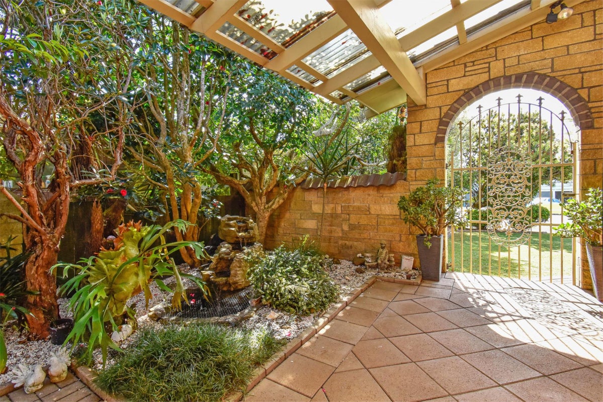 40 Barnhill Crescent, Pahurehure, Papakura - Carousel 2