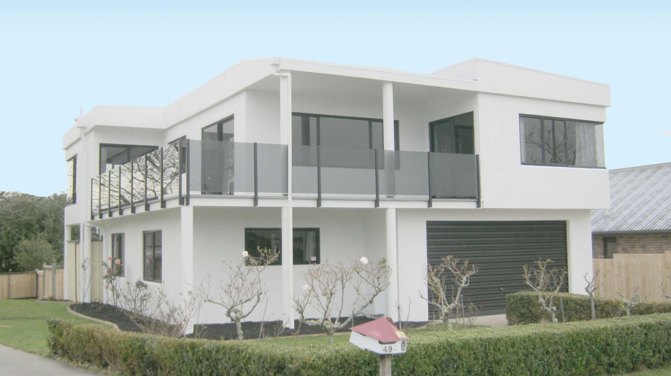 51 Lansdowne Crescent, Glenview, Hamilton - Carousel 1