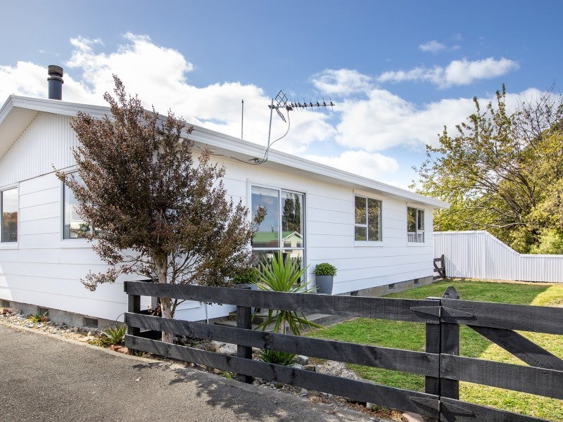 27A Millard Avenue, Kuripuni, Masterton - Carousel 1