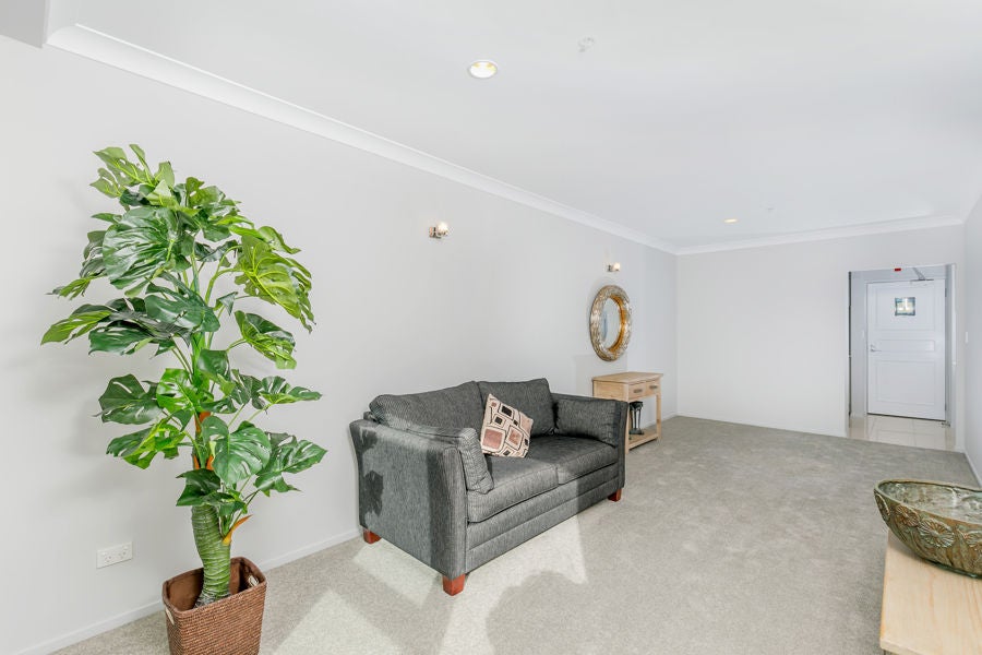 164 Harbour Village Drive, GULF HARBOUR, WHANGAPARAOA - Carousel 1