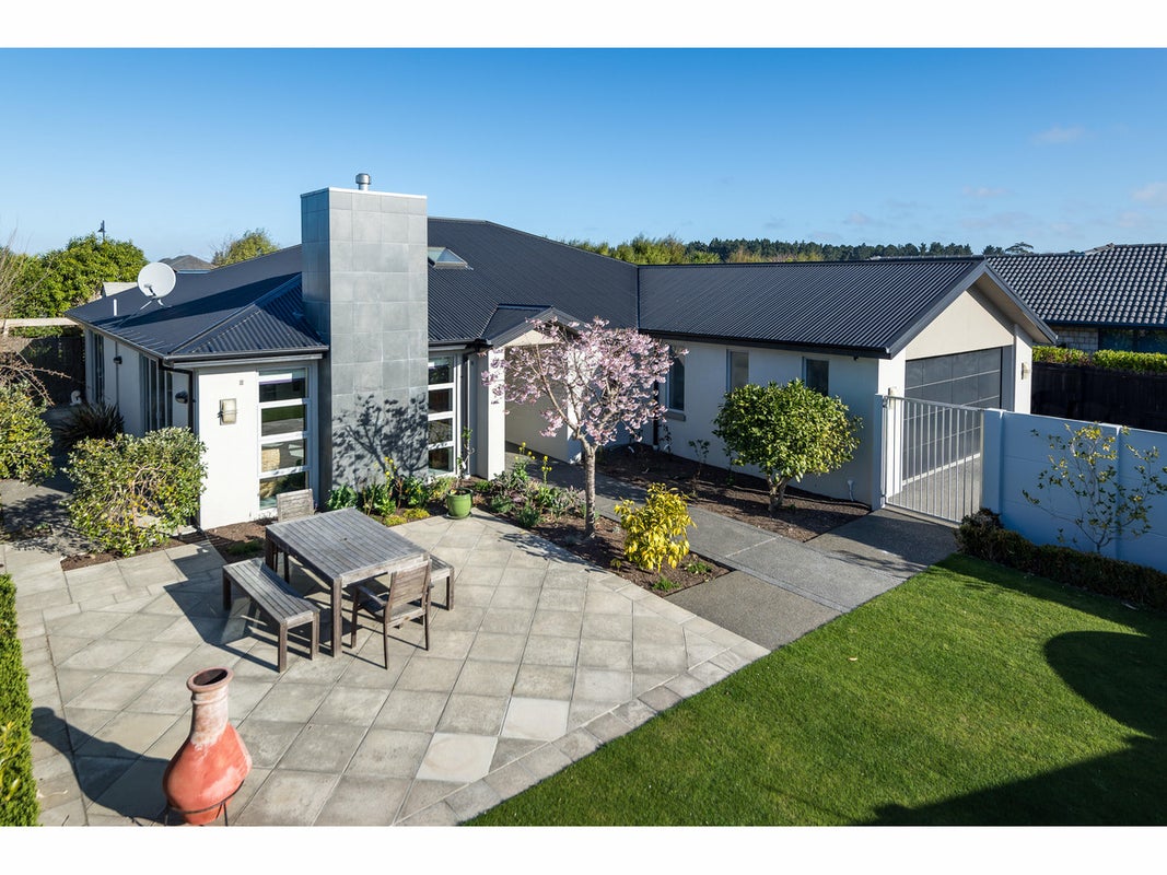 28 Ruahine Place, Parklands, Christchurch - Carousel 1