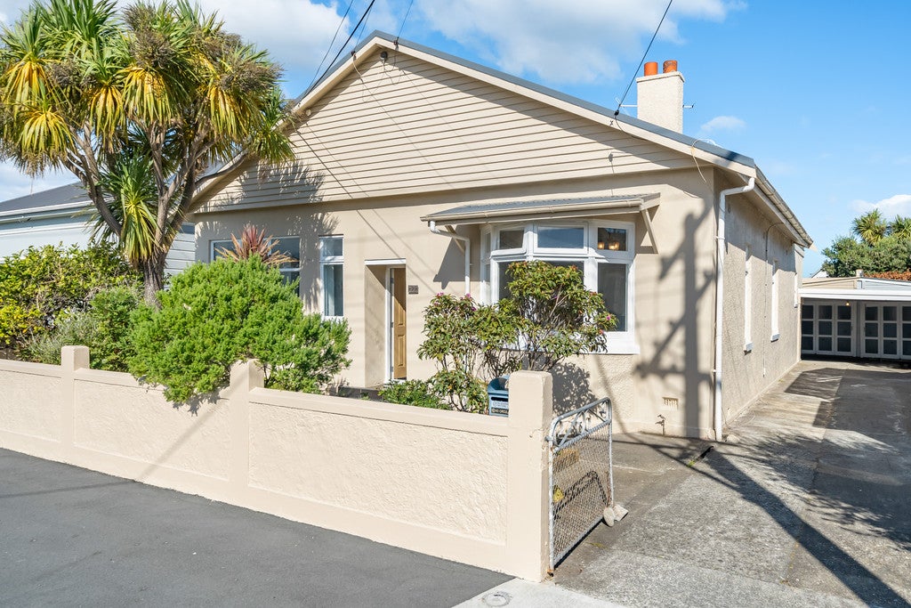 424 Jackson Street, Petone, Lower Hutt - Carousel 1