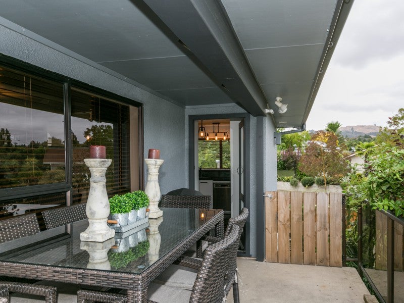 11 Breadalbane Road, Havelock North, Havelock North - Carousel 11