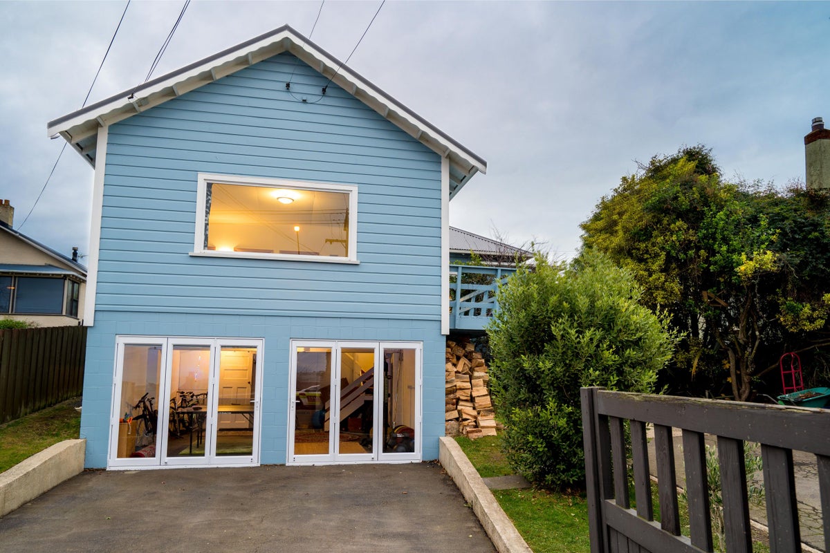 16 Elgin Road, Mornington, Dunedin - Carousel 2