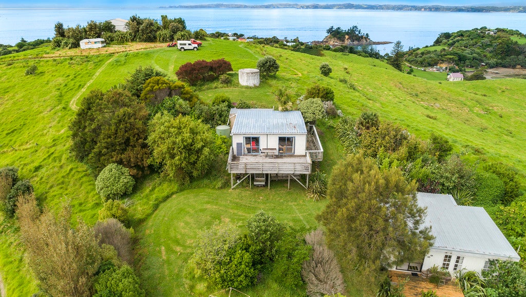 55 South Pacific Road, Rakino Island, Auckland - Carousel 1