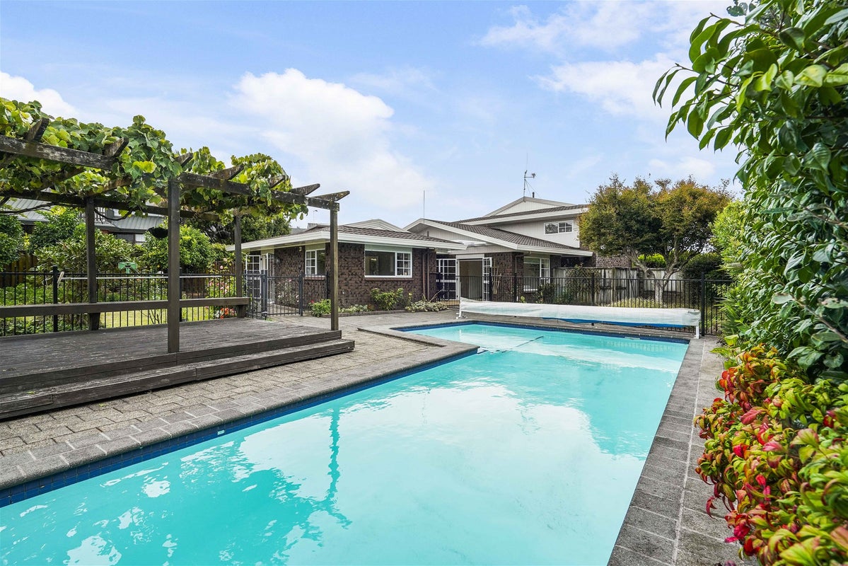 32 Ellerslie Avenue, Chartwell, Hamilton - Carousel 1