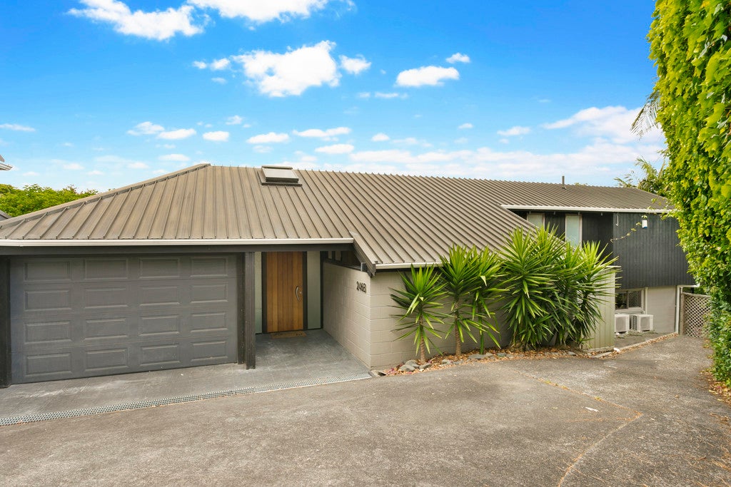 2/246 Titirangi Road, Titirangi, Auckland - Carousel 2
