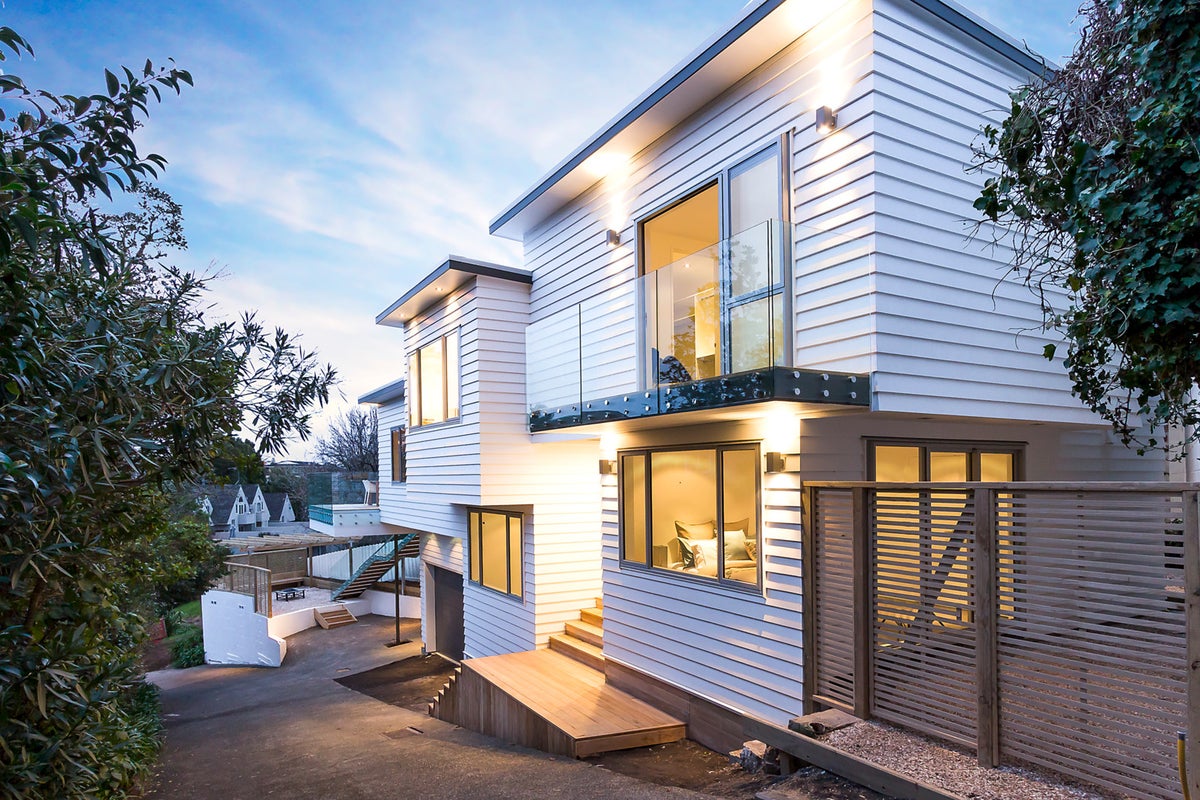31A Clarendon Road, St Heliers, Auckland - Carousel 1