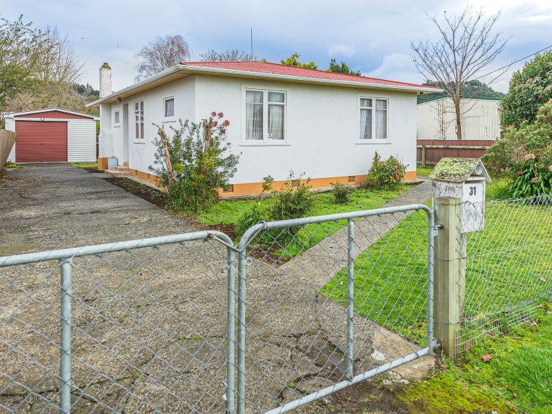 31 Hylton Street, Aramoho, Whanganui - Carousel 1