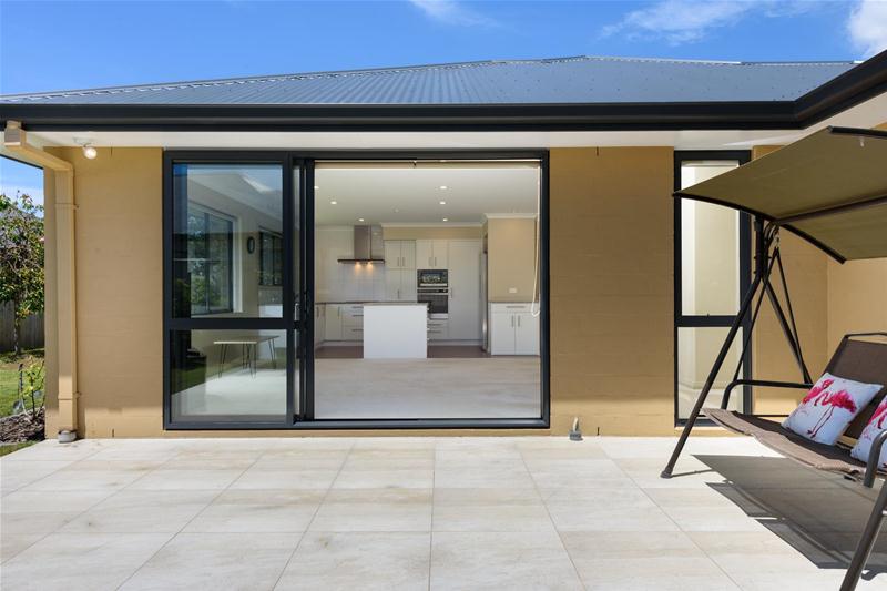 93 Carmichael Road, Bethlehem, Tauranga - Carousel 2