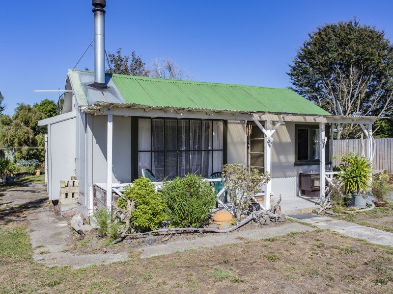 29 Cross Street, Waikuku Beach, Waikuku Beach - Carousel 2
