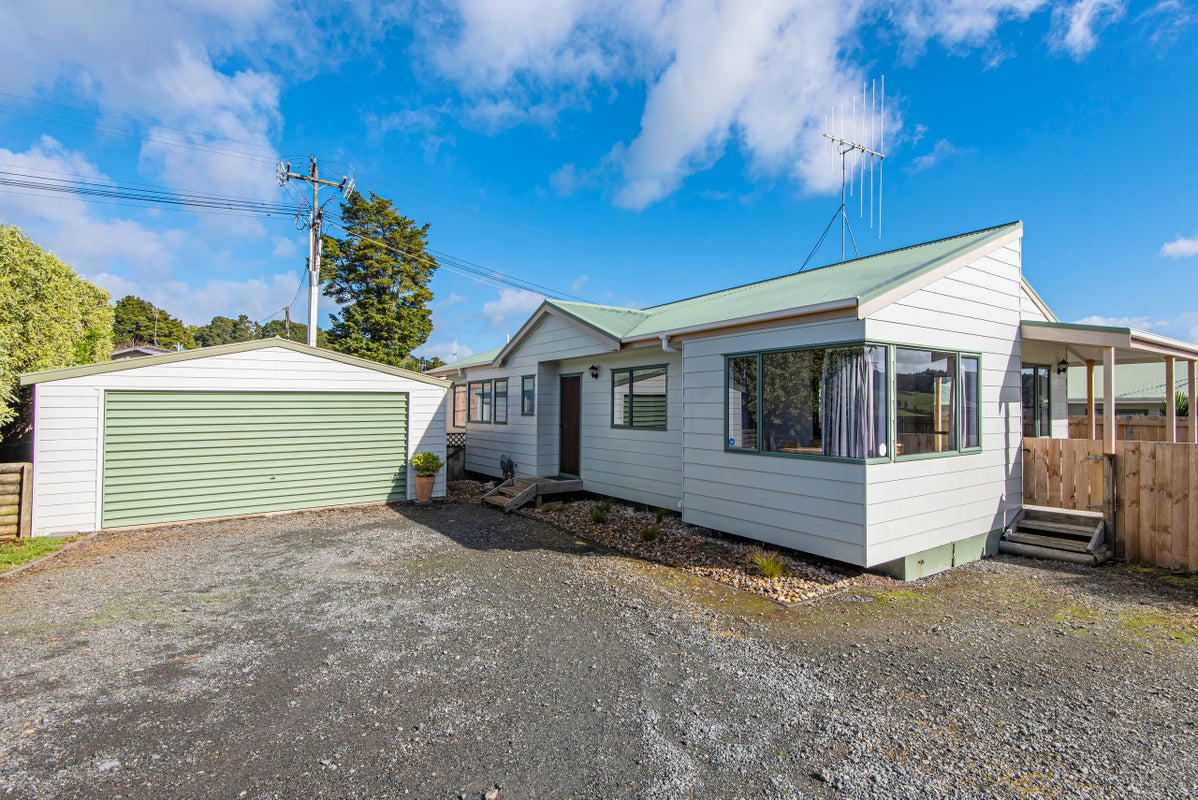 1 Bush Haven Drive, Kamo, Whangarei - Carousel 1