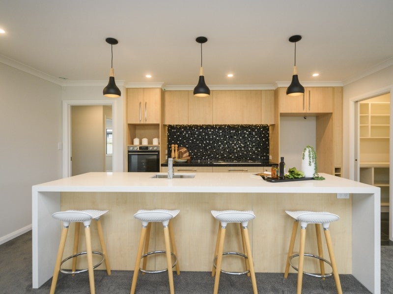 95 Johnstone Drive, Fitzherbert, Palmerston North - Carousel 2