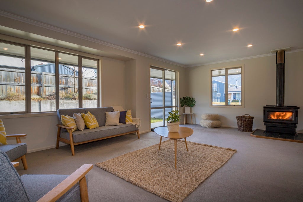 6 Alexander Place, Arrowtown, Arrowtown - Carousel 2