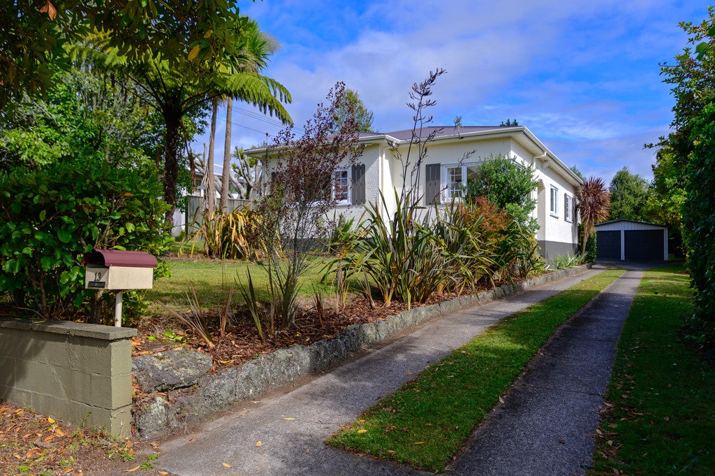 13 Ashley Street, Glenholme, Rotorua - Carousel 1